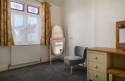Llansanffraid Glan Conwy Cottage | Meirion Cottage - Two Bedroom Cottage, Sleeps 4