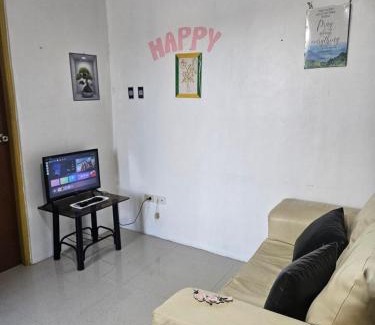 Batangas City Apartment | Mel's Place Batangas Unit 4 Vista De Oro 2 Bedroom House w Free Parking, Google TV WIFI Netflix 4 Guests
