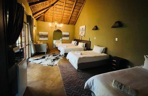 Hammanskraal Cabin | Mela Luxury Game Lodge