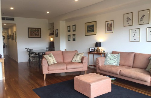 South Melbourne Apartment | Melbourne 2023 Grand Prix