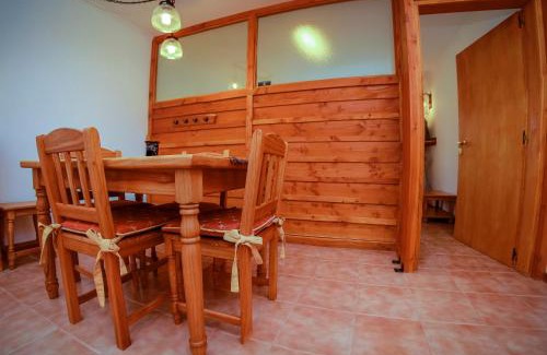 La Villa Apartment | Melewe