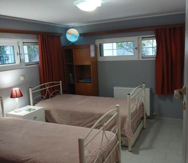 Karlovassi Apartment | Melody, Karlovasi Samos cottage