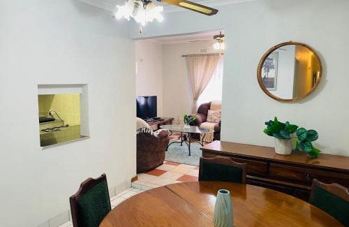 Francistown Apartment | Melrose place