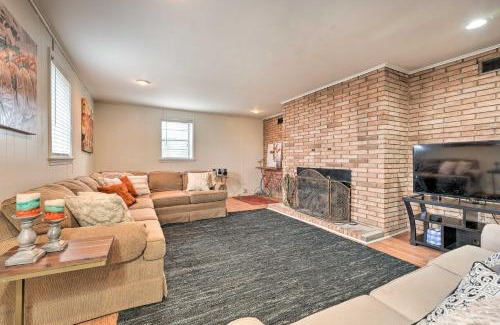 Whitehaven House | Memphis Vacation Rental - half Mi to Graceland