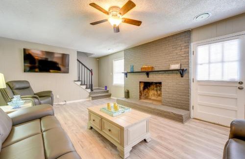 Whitehaven House | Memphis Vacation Rental - Walk to Graceland!