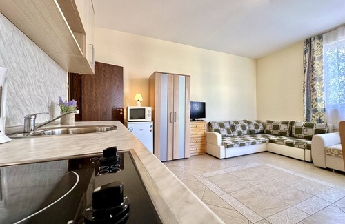 Chaika Apartment | MENADA * Sunny Sea * Cozy studio