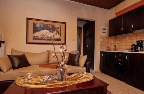 Levidi House | Menalia Villas & Suites