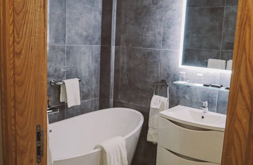 Galway City Centre Hotel | Menlo Park Hotel