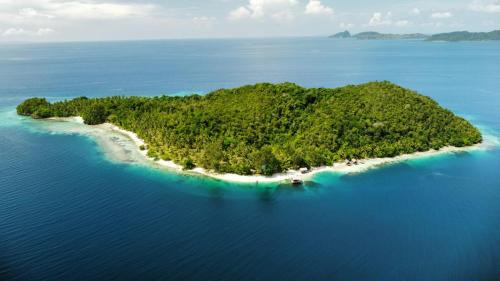 Raja Ampat House | Meos Ambower Homestay Raja Ampat