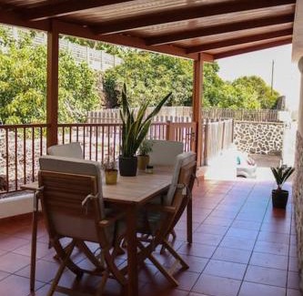 Brena Baja Apartment | Mercedes (E): Campo y playa.