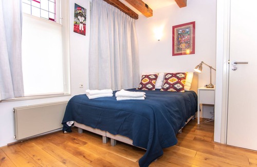 Haarlemmerbuurt Bed & Breakfast | MercedesBnB Amsterdam Center City