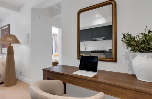 Cite Multimedia Apartment | Mercer- Old Mtl 2 Beds 2 Baths+ Free parking