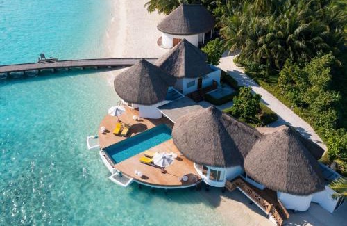 Kooddoo Resort | Mercure Maldives Kooddoo - Adults - Only Escape - 50 percent off Transfers