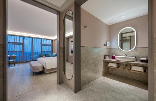 Chongchuan Hotel | Mercure Nantong Suxitong Riverside