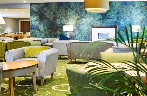 Woolhamton Hotel | Mercure Newbury West Grange Hotel