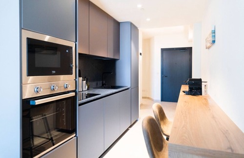 Paceville Apartment | Mercury Suite Delightful 2BR w/Pool access by ArcoBnb