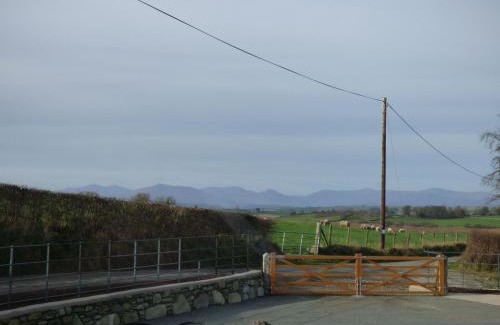 Cwmtirmynach House | Merddwr