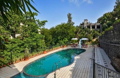 Arsiwalla Villa Resort | Meritas Crystal Resort
