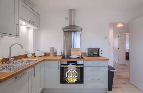 Central Aberdeen Apartment | Merkland Stay - SJA Stays - Modern 2 Bed Apartment