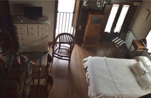 Adahuesca Apartment | Merlot Loft in Anagussa
