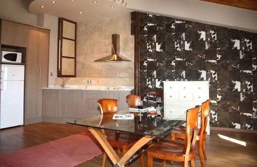 Adahuesca Apartment | Merlot Loft in Anagussa
