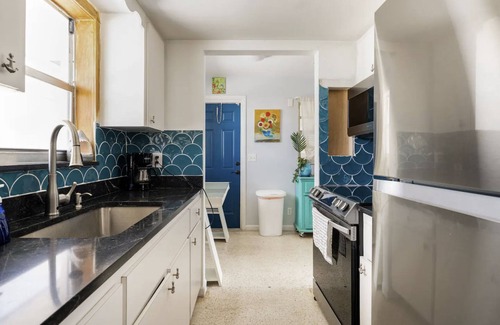 Riviera Beach House | Mermaid's Cottage West Palm Beach —For people who love the water!