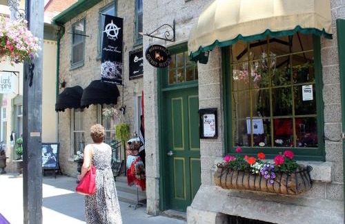 Merrickville Bed & Breakfast | Merrickville Guest Suites