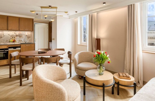 Vivienne Apartment | Merveil Luxury Suites - Bourse I-II