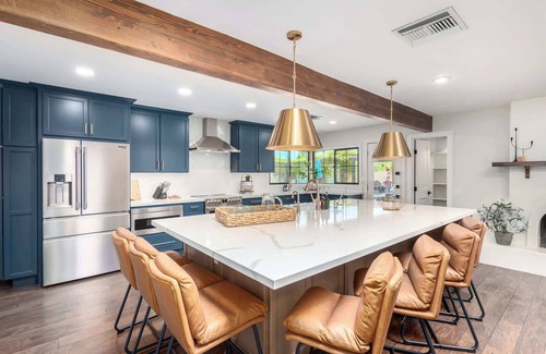 Shea North Estates House | Mescal Villa & Casitas|Sportcourt|Pool|NEW Kitchen