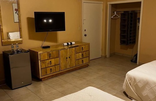 Nuevo Laredo Hotel | Meson Del Rey