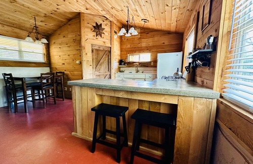 Solomon Cabin | Mesquite RetreatnPima, Arizona