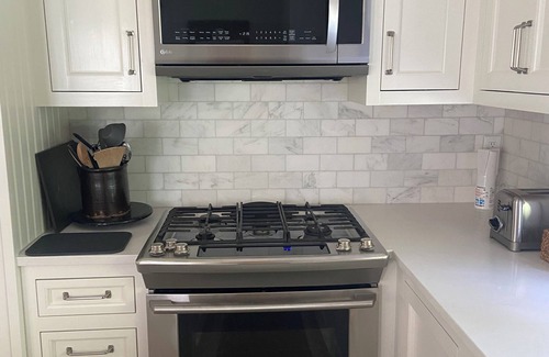Siasconset House | MESSAGE FOR DISCOUNT 8/23-8/30nSTEPS TO SAND IN SCONSET CODFISH PARK 15 BEACH ST