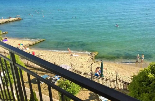 Elenite Apartment | Messambria Fort Beach Apartment