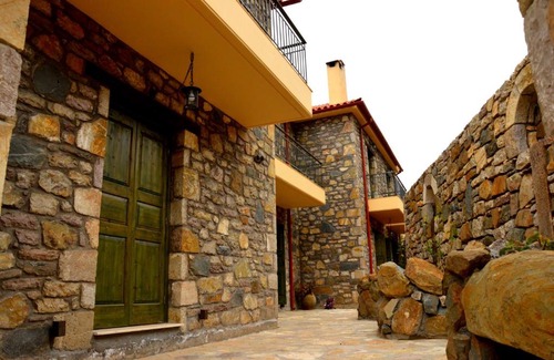 Messaia House | Messana