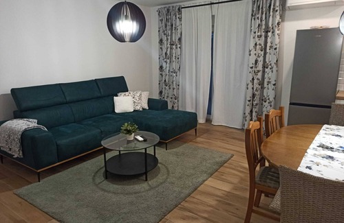 Metkovic Condo | Metkovic 3-bedroom condo - river view