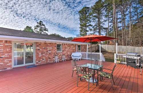 Hiram House | Metro Atlanta Vacation Home Rental with Deck