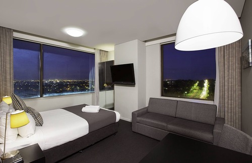 Miranda Hotel | Metro Hotel Miranda