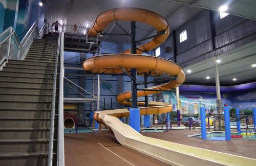 Eau Claire Resort | Metropolis Resort - Eau Claire
