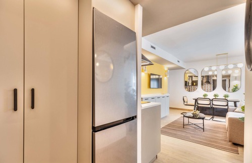 San Blas-Canillejas Apartment | Metropolitano III apartment in Madrid