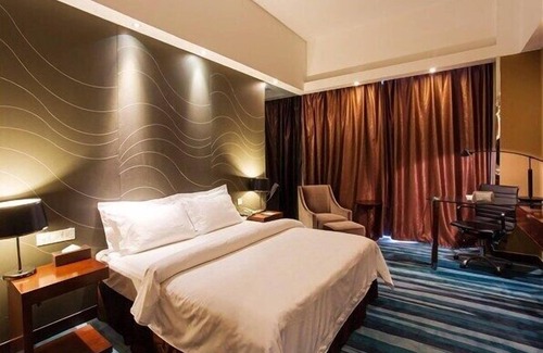 Runzhou Qu Hotel | Metropolo Zhenjiang Railway Station Wanda Square