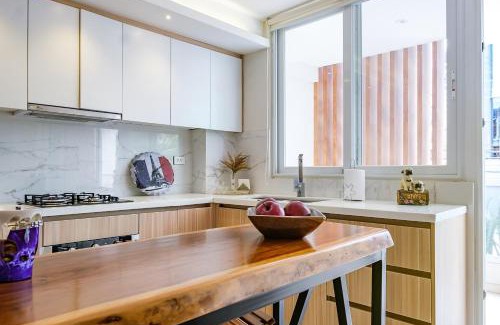 Santa Cruz Apartment | Metta One