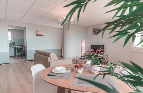 La Londe-les-Maures Apartment | Meublé tourisme 4*, les pieds dans l'eau, Villa LAS PALMERAS
