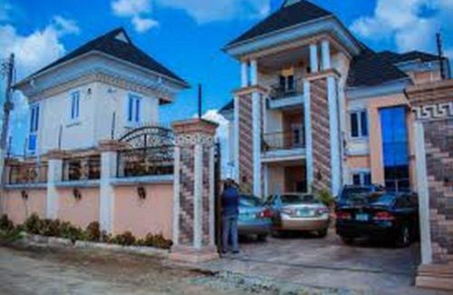Port Harcourt Cabin | Mexiloyd Suites Queen Apartment