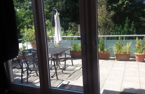 Steglitz-Zehlendorf Apartment | Mexiplatz, 200m from S Bahn, 25 Minutes from Potsdamer Platz