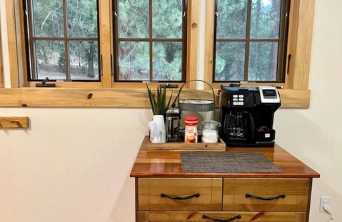 Greenville House | Meyers Loft - Hot Spring - Farm