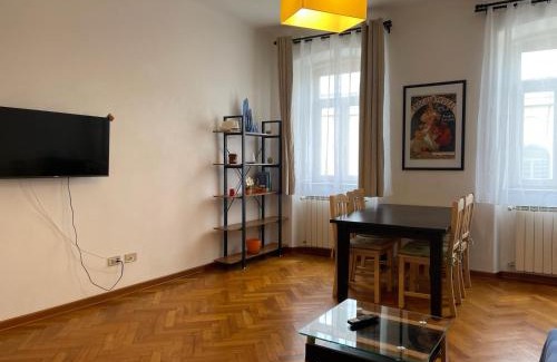 Barriera Vecchia-San Giacomo Apartment | Mi Casa