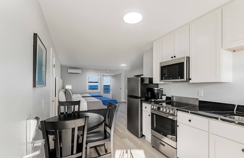 Nags Head Hotel | Mia's Boutique Hotel