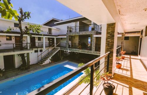 Morong Hotel | Miami Heat Beach Resort