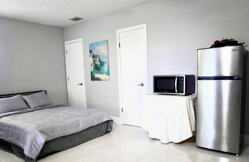 Flagami House | Miami - Independent Studio