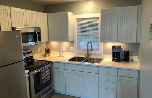 Shelby Cottage | Michigan Mistress